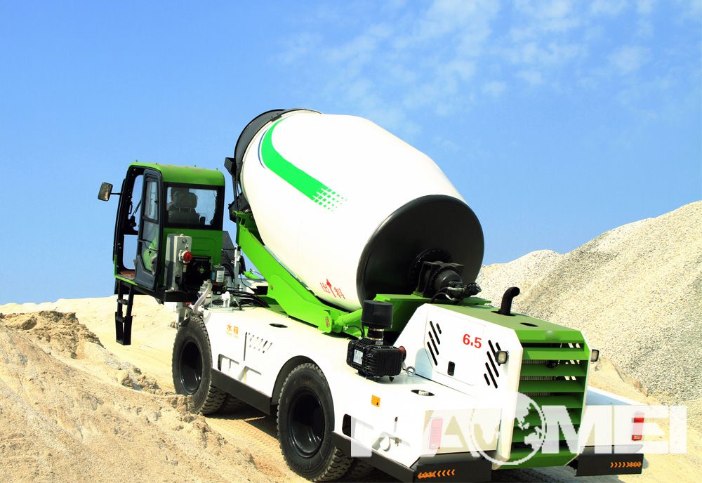 Self-loading-concrete-mixer.jpg