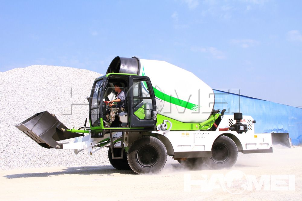 Self-loading-concrete-mixer-truck.jpg
