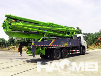 Mobile concrete pump truck hot sale