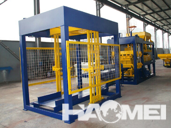 Automatic paving brick machine